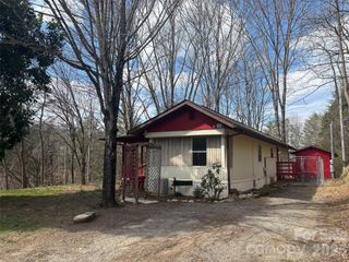 55 Celestial Lane, Whittier, NC 28789