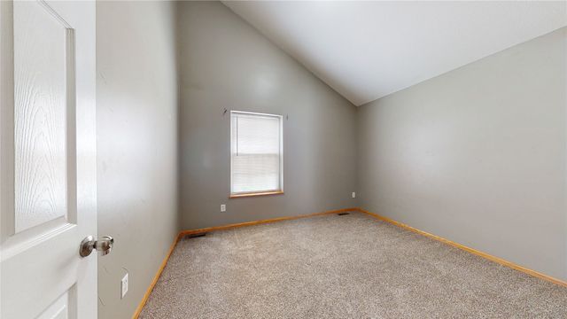 1218 SE Village View Lane, Ankeny, IA 50021