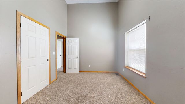 1218 SE Village View Lane, Ankeny, IA 50021