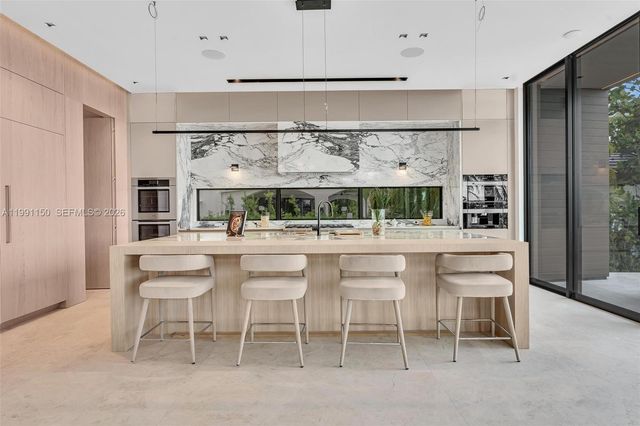 535 N Shore Drive, Miami Beach, FL 33141