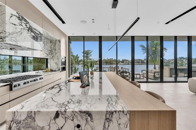 535 N Shore Drive, Miami Beach, FL 33141