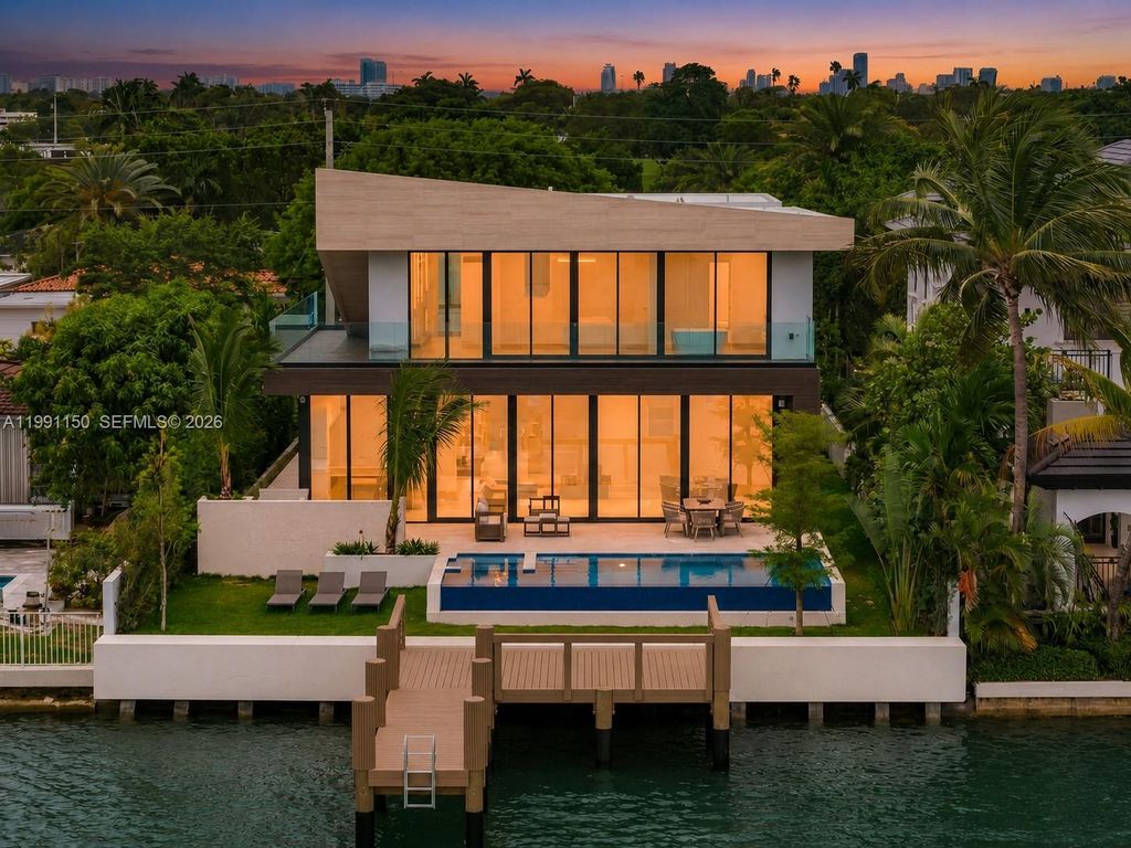 535 N Shore Drive, Miami Beach, FL 33141