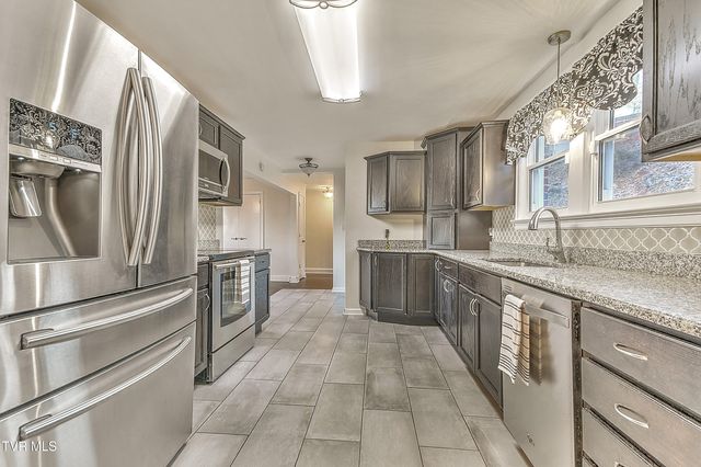 4212 Skyland Lane, Kingsport, TN 37664