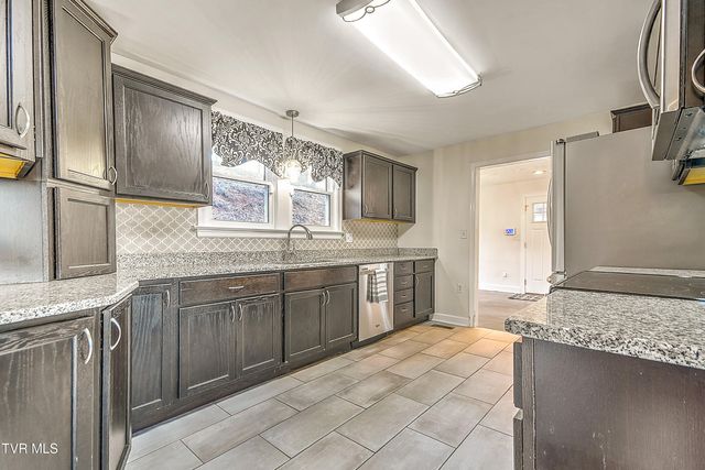 4212 Skyland Lane, Kingsport, TN 37664