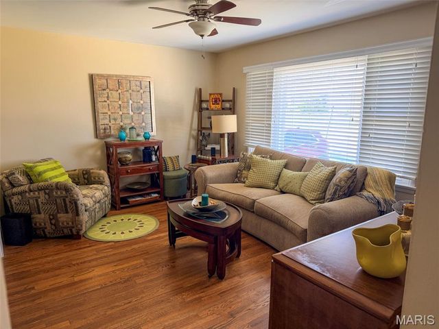 11236 Marley Drive, St Louis, MO 63123