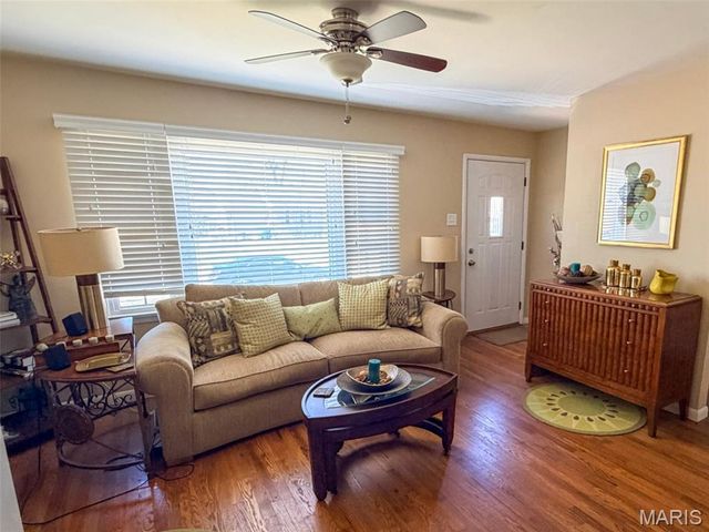 11236 Marley Drive, St Louis, MO 63123