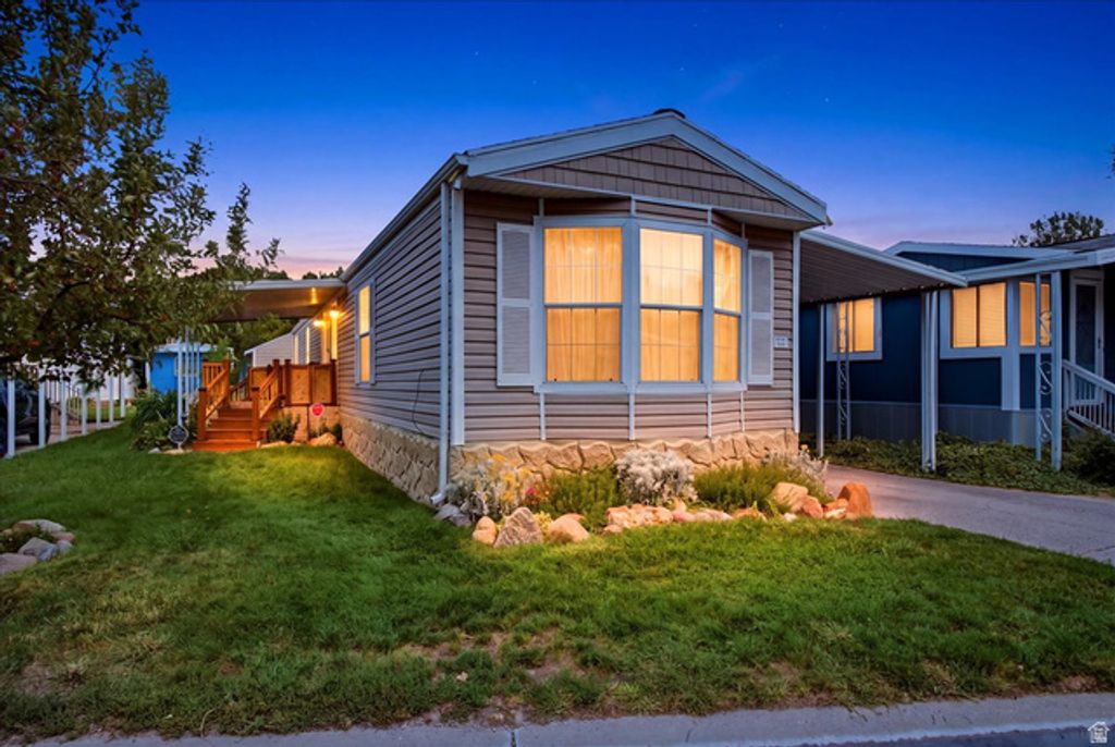 772 W BIG MOUNTAIN DR #176, Salt Lake City, UT 84123 — exterior