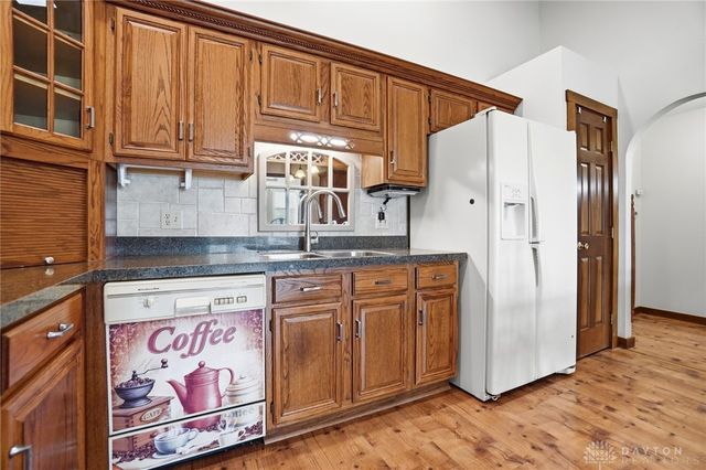 1398 Elizabeth Court, Springfield, OH 45503