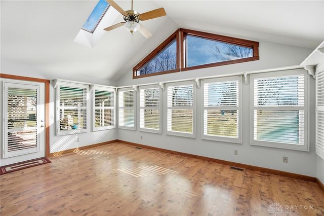 1398 Elizabeth Court, Springfield, OH 45503