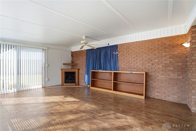 1398 Elizabeth Court, Springfield, OH 45503