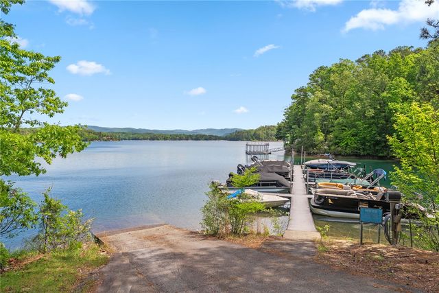 235 Bay View Drive, Salem, SC 29676