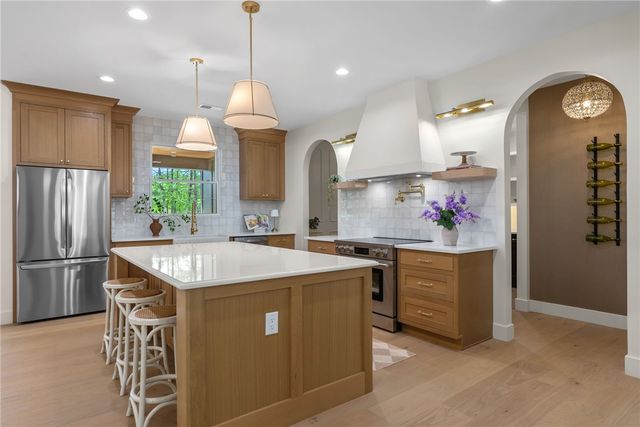 235 Bay View Drive, Salem, SC 29676