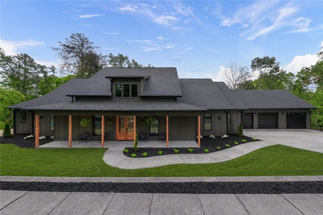 235 Bay View Drive, Salem, SC 29676