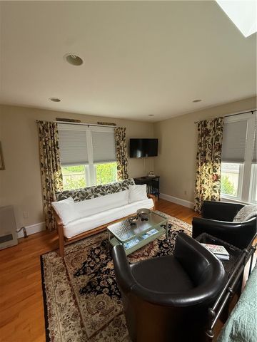 141 Coggeshall Avenue, Newport, RI 02840