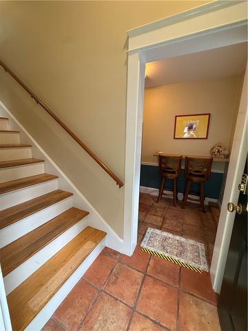 141 Coggeshall Avenue, Newport, RI 02840
