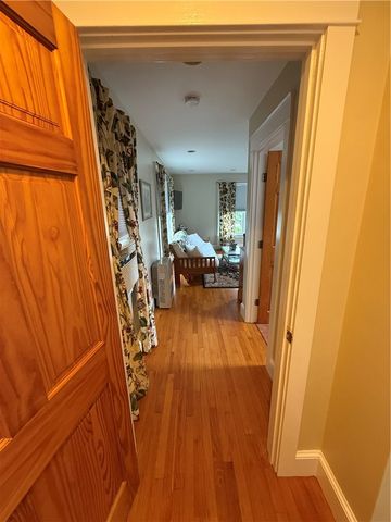 141 Coggeshall Avenue, Newport, RI 02840