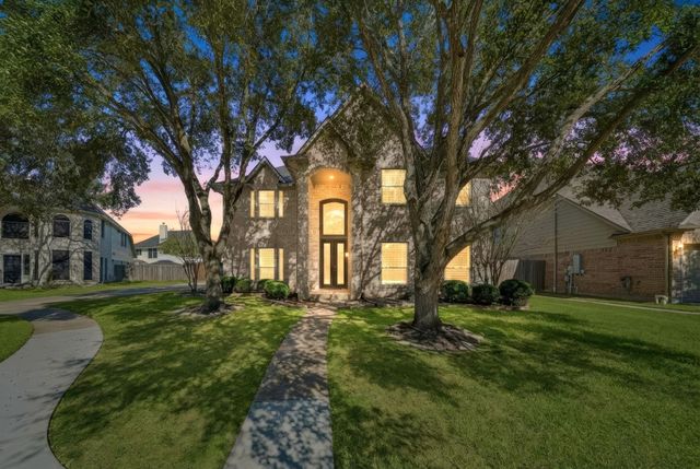 7411 Shady Arbour Court, Pasadena, TX 77505