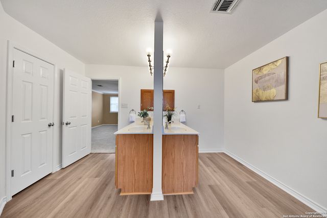 11502 Windwalk, San Antonio, TX 78253