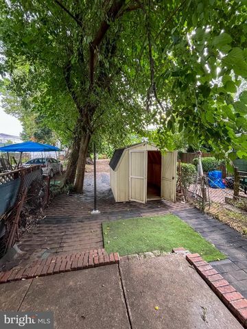 412 LAMBERTON ST, Trenton, NJ 08611