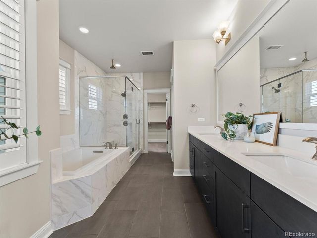 6092 Chester St, Denver, CO 80238