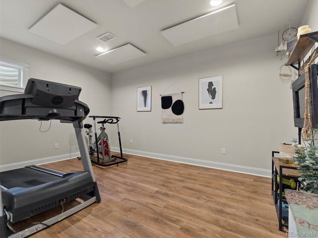 6092 Chester St, Denver, CO 80238