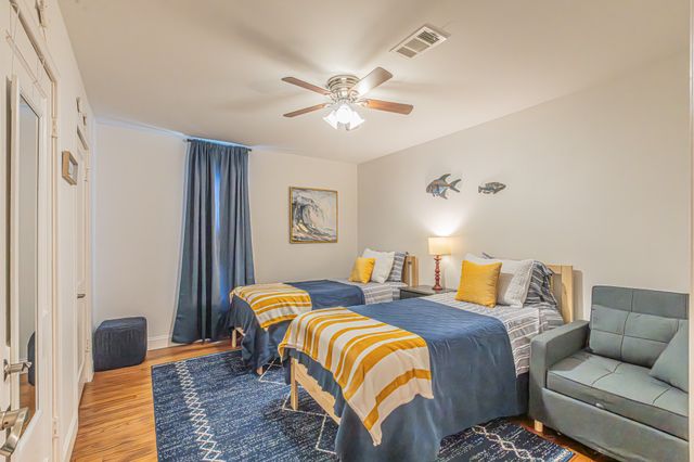 708 Lakeshore Drive, Little Elm, TX 75068