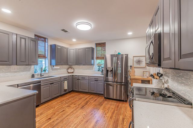 708 Lakeshore Drive, Little Elm, TX 75068