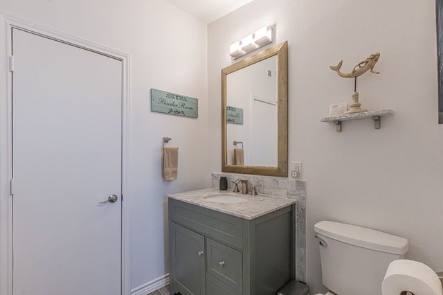 708 Lakeshore Drive, Little Elm, TX 75068