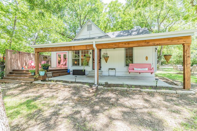 708 Lakeshore Drive, Little Elm, TX 75068