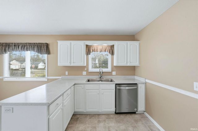 733 Big Boulder Cove, Fort Wayne, IN 46845