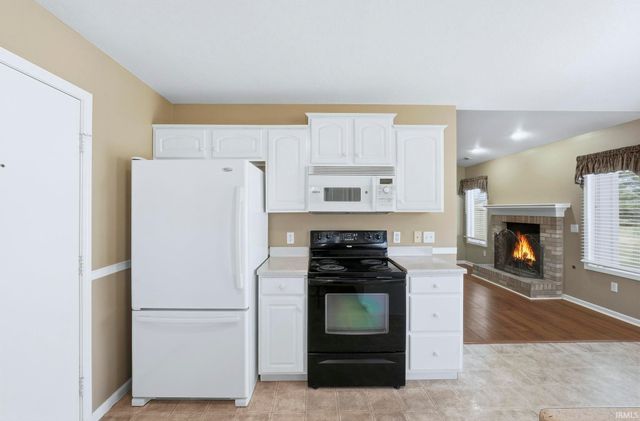 733 Big Boulder Cove, Fort Wayne, IN 46845