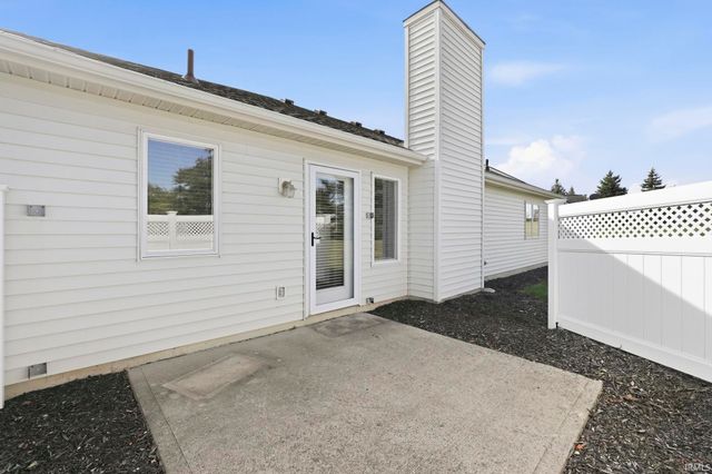 733 Big Boulder Cove, Fort Wayne, IN 46845