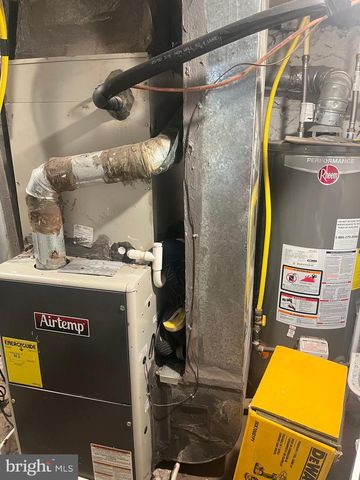 5207 WILTON HEIGHTS AVE, Baltimore, MD 21215