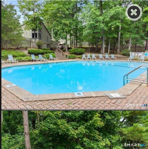 13 Bryne Court G, Farmington, CT 06032