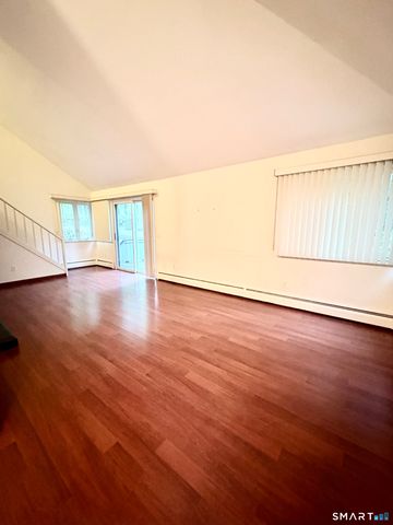 13 Bryne Court G, Farmington, CT 06032