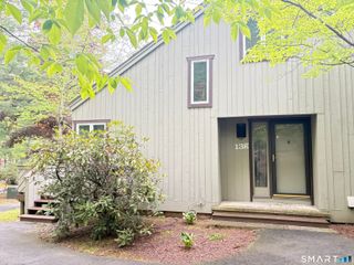 13 Bryne Court G, Farmington, CT 06032