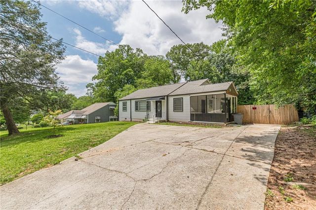 3311 Lavista Drive, Hapeville, GA 30354
