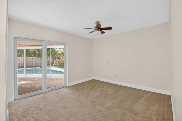 966 NW 37th Avenue, Delray Beach, FL 33445