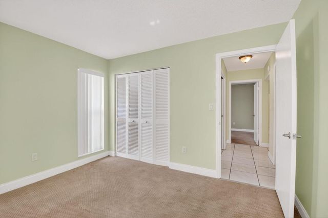 966 NW 37th Avenue, Delray Beach, FL 33445