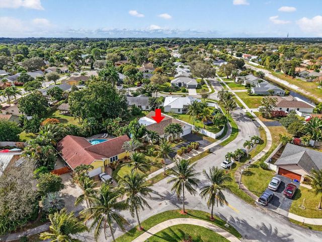 966 NW 37th Avenue, Delray Beach, FL 33445
