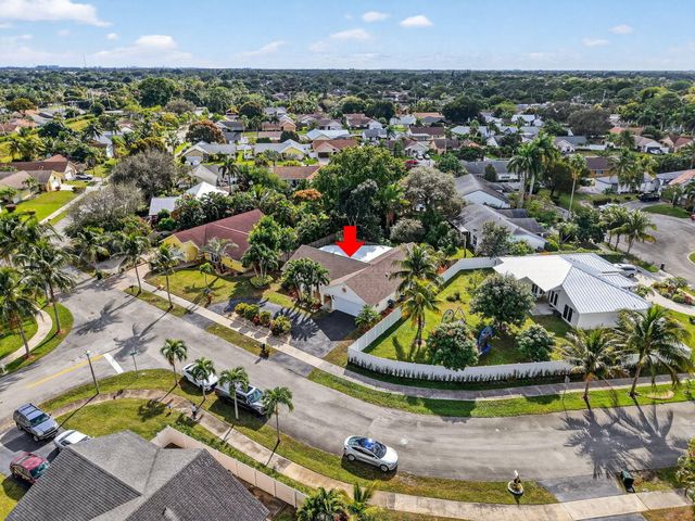 966 NW 37th Avenue, Delray Beach, FL 33445