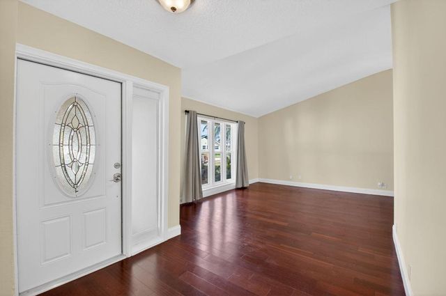 966 NW 37th Avenue, Delray Beach, FL 33445