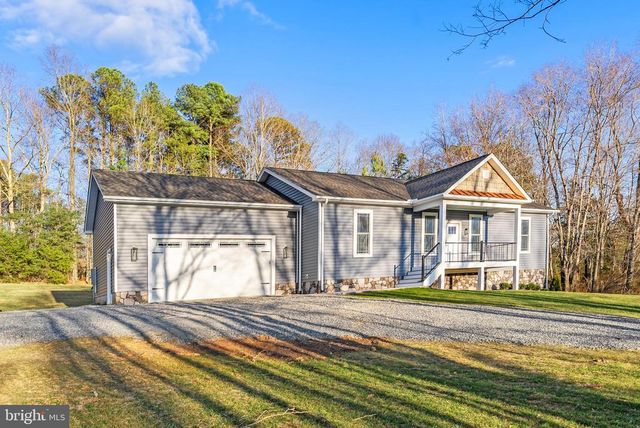 22 LAKE COUNTRY DR, Mineral, VA 23117