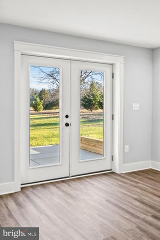 22 LAKE COUNTRY DR, Mineral, VA 23117