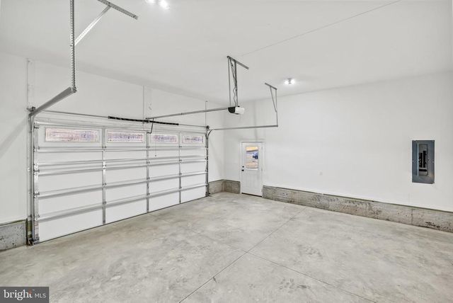 22 LAKE COUNTRY DR, Mineral, VA 23117