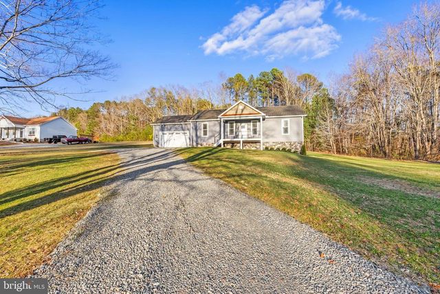 22 LAKE COUNTRY DR, Mineral, VA 23117