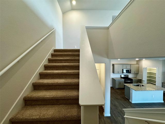 115 Bethpage DR, San Marcos, TX 78666