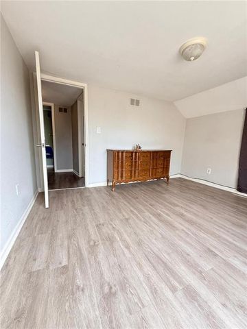 1841 S Valley Street, Kansas City, KS 66103