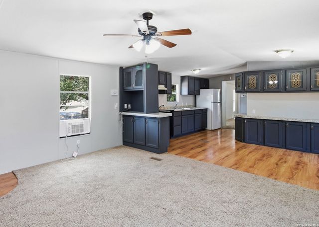 1250 ARCADIA DR, Canyon Lake, TX 78133