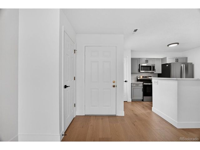 4831 White Rock Cir H, Boulder, CO 80301